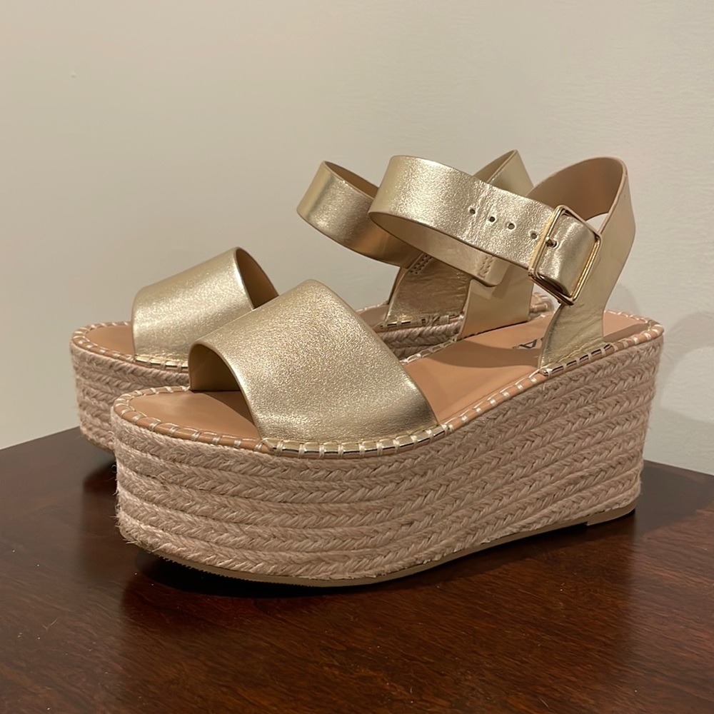 Soda Gold platform sandals